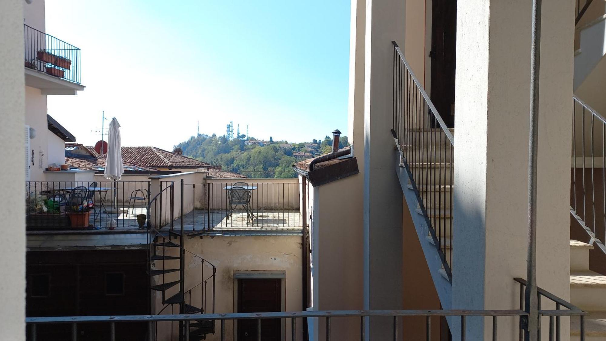 Apartamento Tour In Langhe La Morra Exterior foto